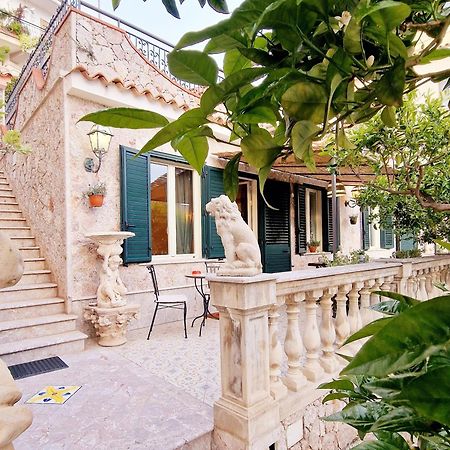 Donna Rosa - Your Home In Таорміна Екстер'єр фото