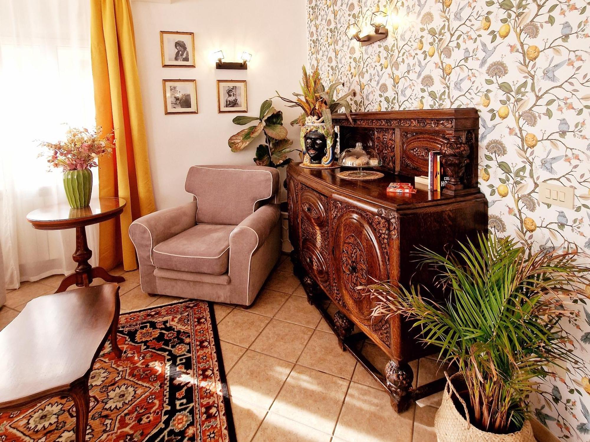 Donna Rosa - Your Home In Таорміна Екстер'єр фото